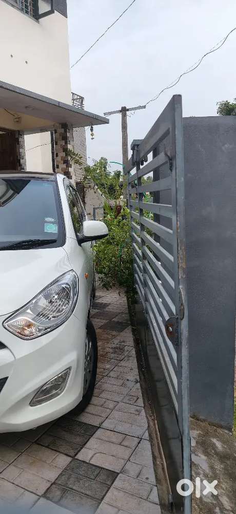 Hyundai I10 Sportz 2011 Petrol