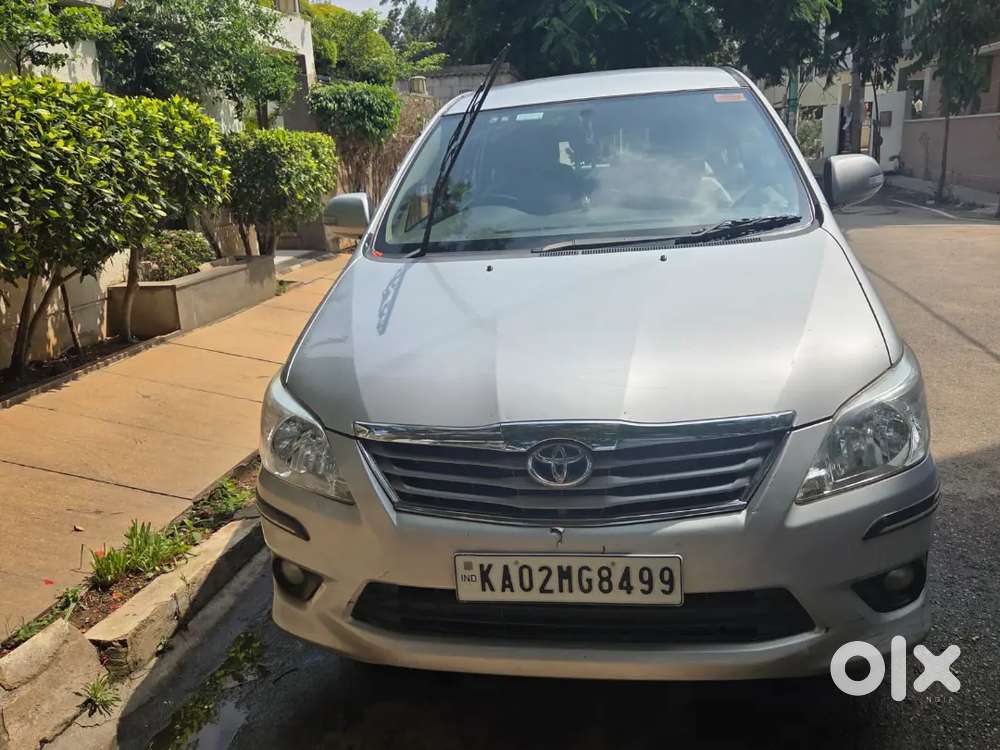Toyota Innova 2012 Diesel 150000 Km Driven