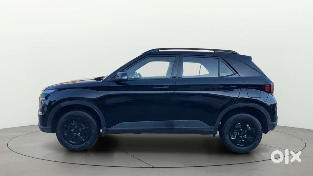 Hyundai Venue Sx 1.2 Mt Knight Edition, 2023, Petrol