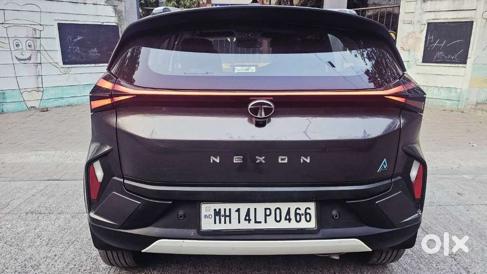 Tata Nexon Creative Plus 1.2 Petrol 6mt Dark Edition, 2024, Petrol