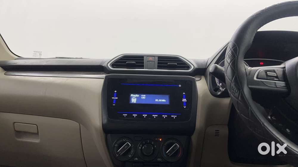 Maruti Suzuki Dzire 1.2 Vxi, 2023, Petrol
