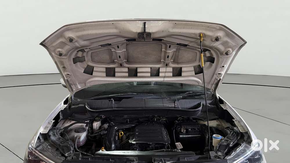 Volkswagen Taigun 1.0 Tsi Topline At, 2022, Petrol