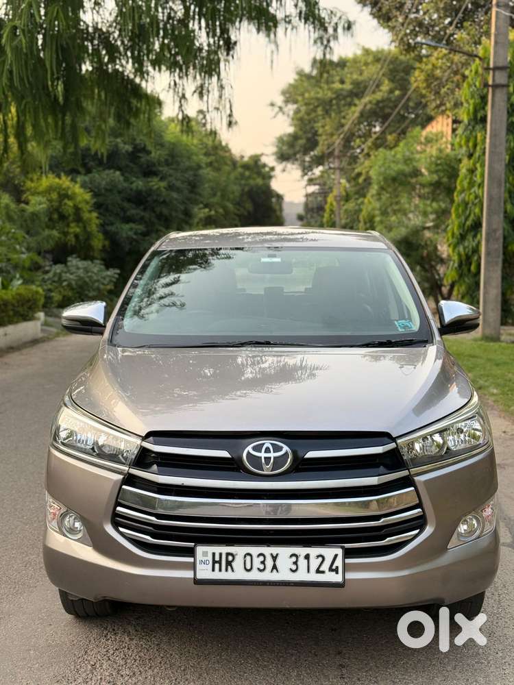 Toyota Innova Crysta 2.8 Gx At 8s, 2018, Diesel