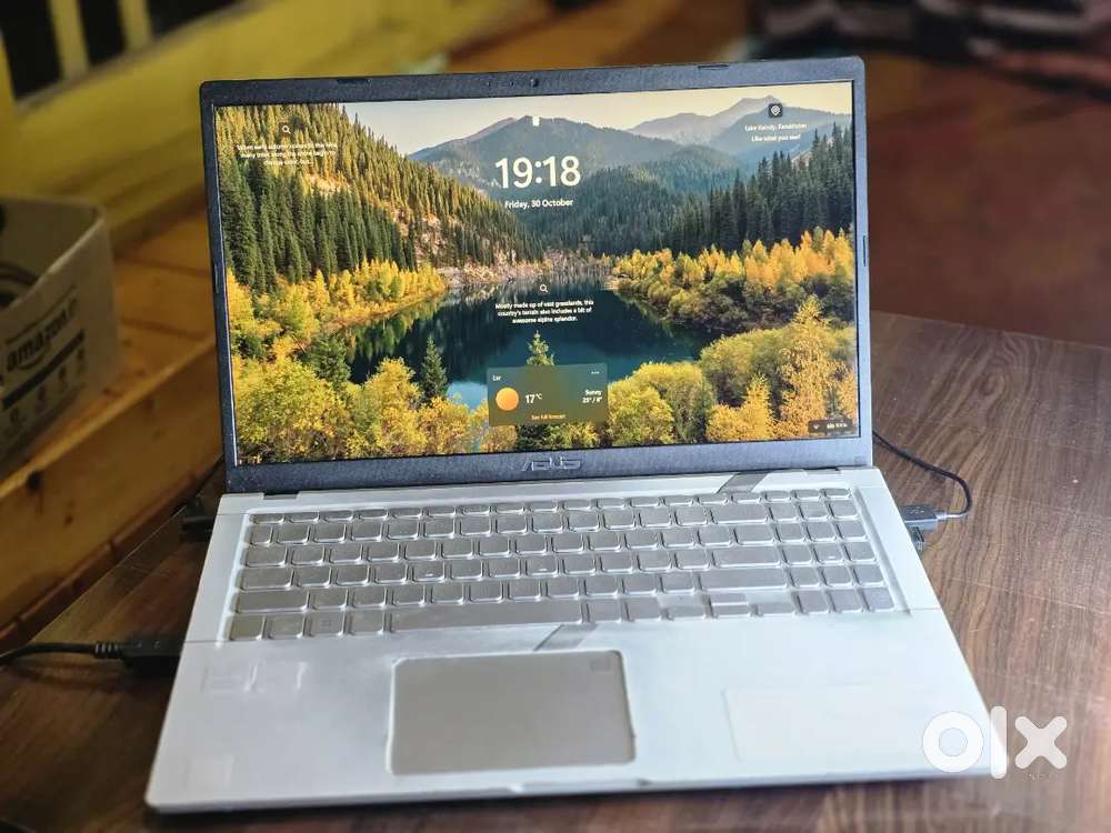AMD Ryzen 7 3700U with Radeon Vega Mobile Gfx (2.30 GHz)