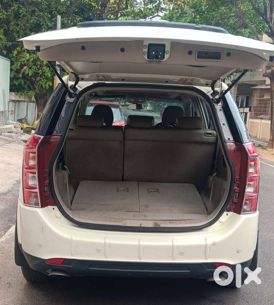 Mahindra Xuv500 At W10 Fwd, 2016, Diesel