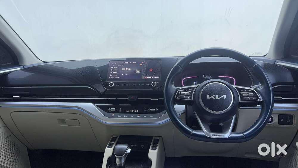 Kia Carens 1.4 Luxury Plus Dct 7 Str, 2022, Petrol