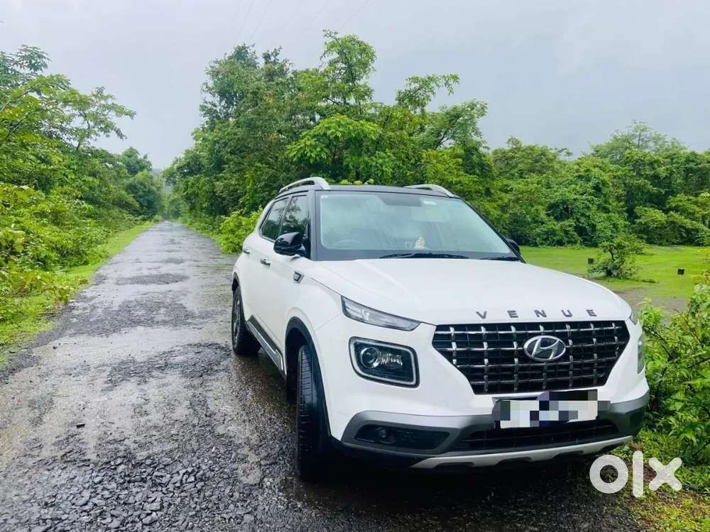 Hyundai Venue 2019 Petrol Well Maintained