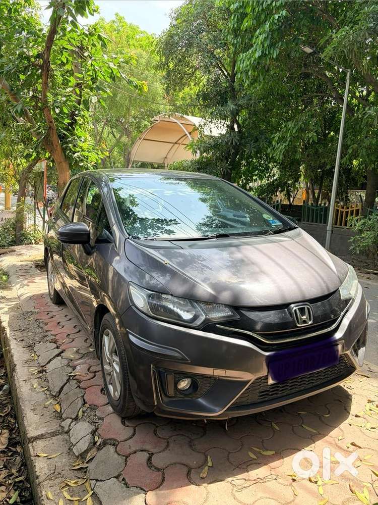 Honda Jazz 2017 Petrol Atomatic Very Well Maintained