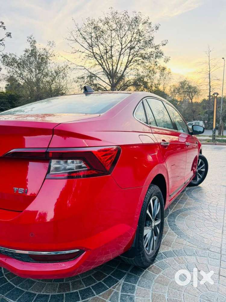 Skoda Slavia Ambition 1.5l Tsi Dsg Dual Tone, 2023, Petrol