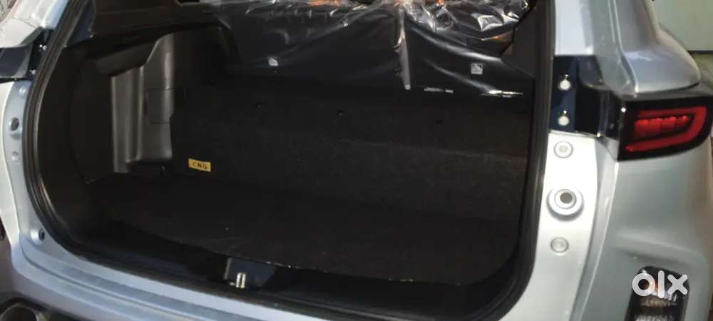 Toyota Urban Cruiser 2025 Cng & Hybrids 940 Km Driven