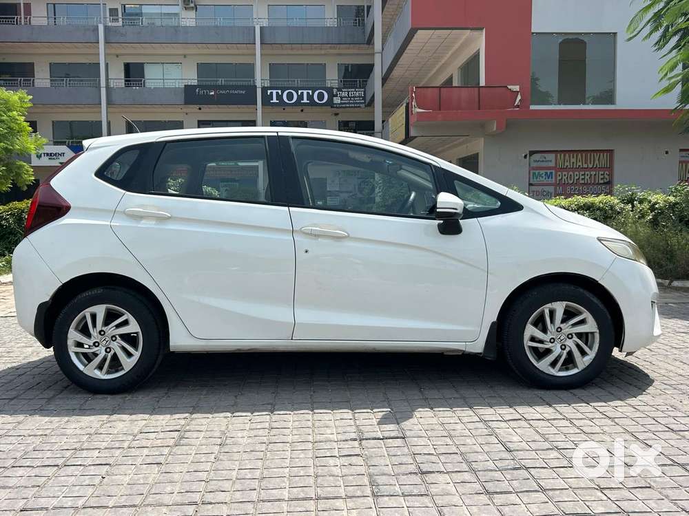 Honda Jazz V Automatic, 2016, Petrol
