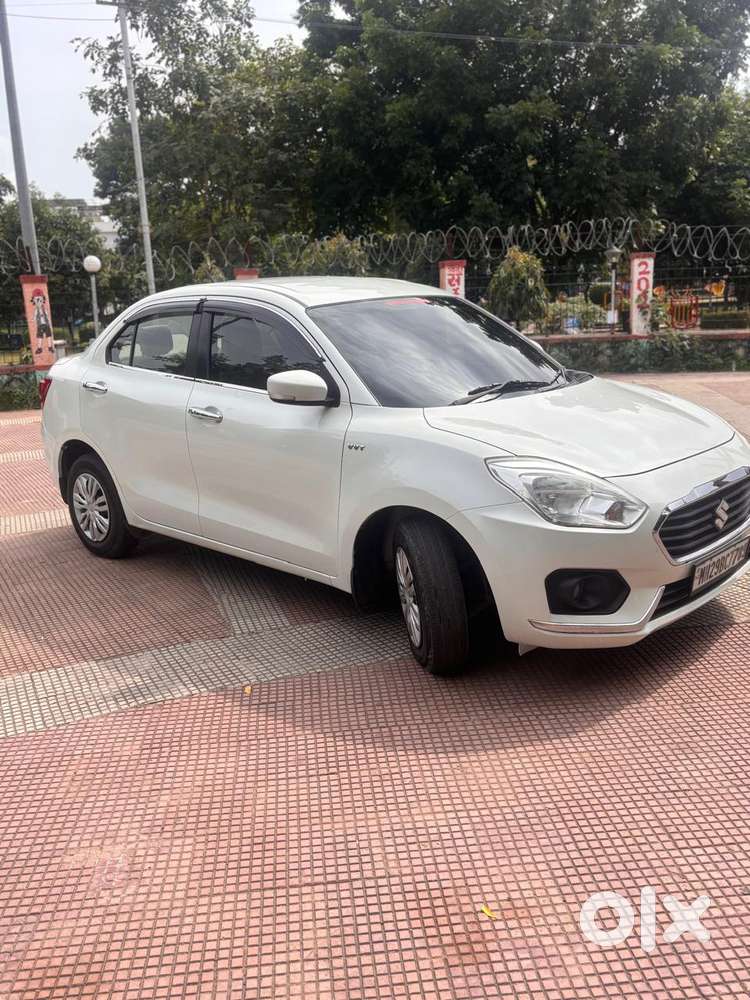 Maruti Suzuki Dzire 1.2 Vxi, 2019, Petrol