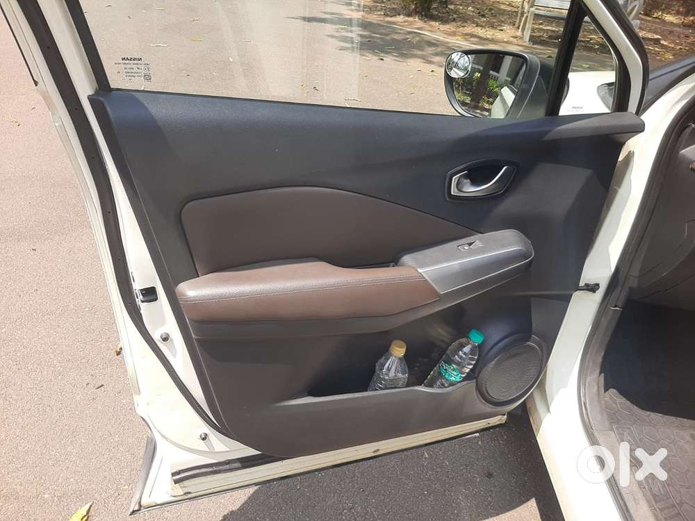 Nissan Kicks Xv Premium (o) 2019 Dual Tone   Diesel Well Maintained