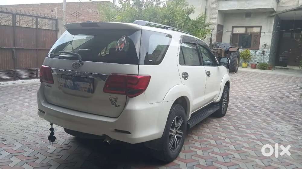 Toyota Fortuner Diesel 2013