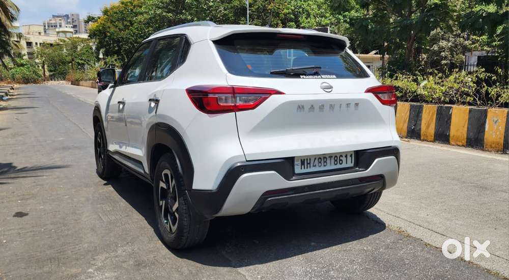 Nissan Magnite 1.0 Xv Premium, 2021, Petrol