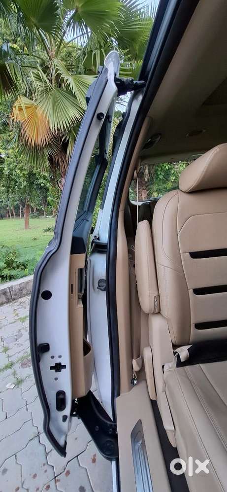 Kia Carnival Premium, 2020, Diesel