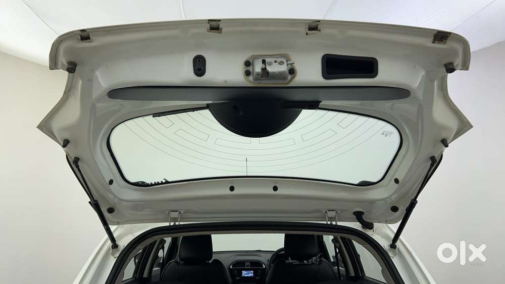 Tata Tiago Xza, 2019, Petrol