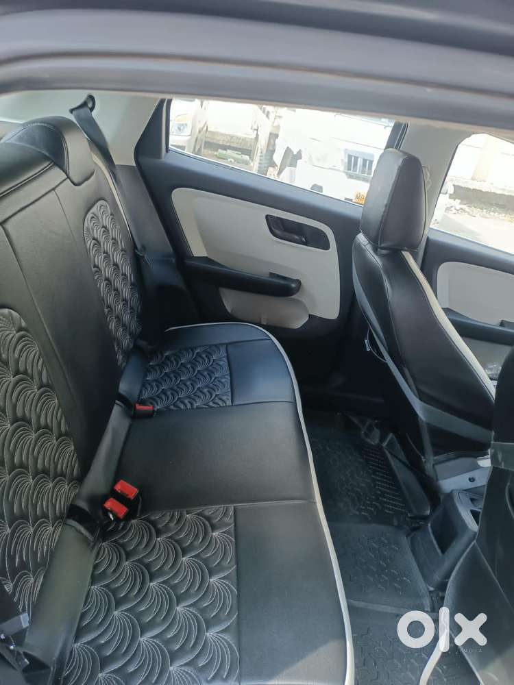 Tata Altroz 1.2 Xm, 2023, Petrol