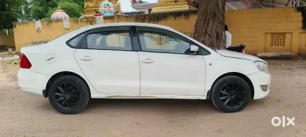 Skoda Rapid Diesel 2013