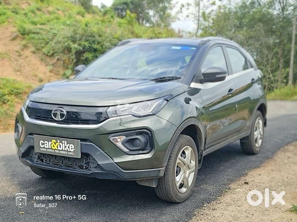 Tata Nexon 1.2 Revotron Xm (s), 2023, Petrol