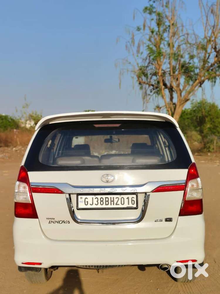 Toyota Innova 2016