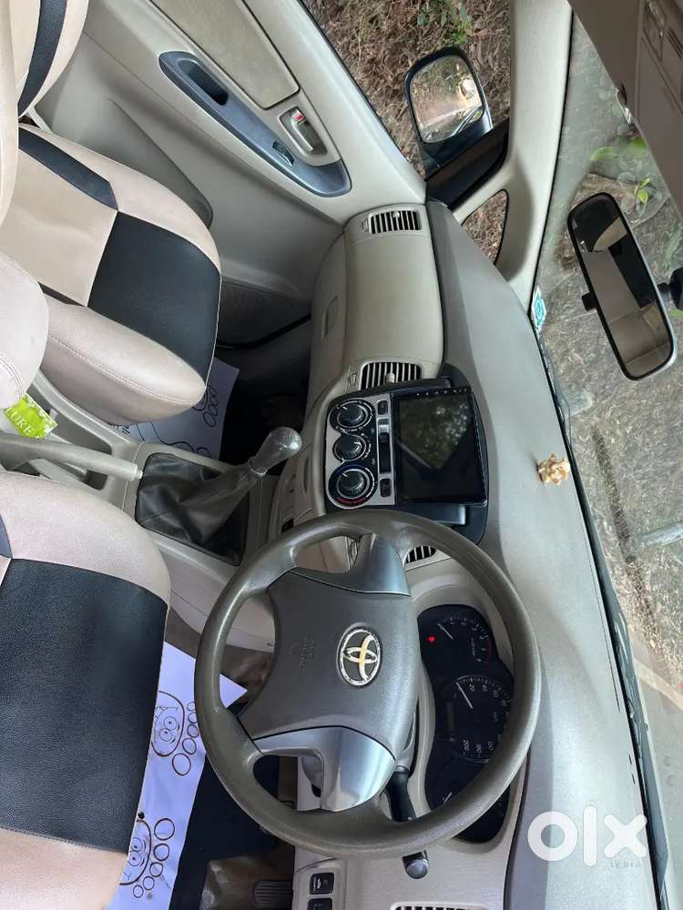 Toyota Innova 2014 Diesel Well Maintained