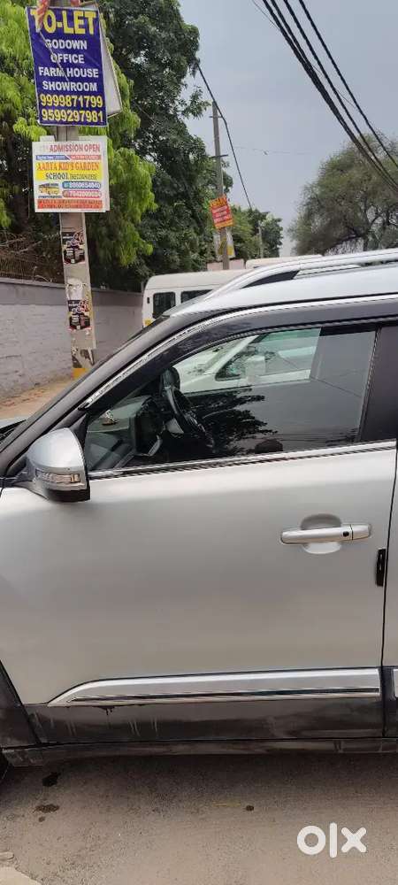 Maruti Suzuki Brezza Zxi At (petrol) &ndash; Single Owner &ndash; Sunroof
