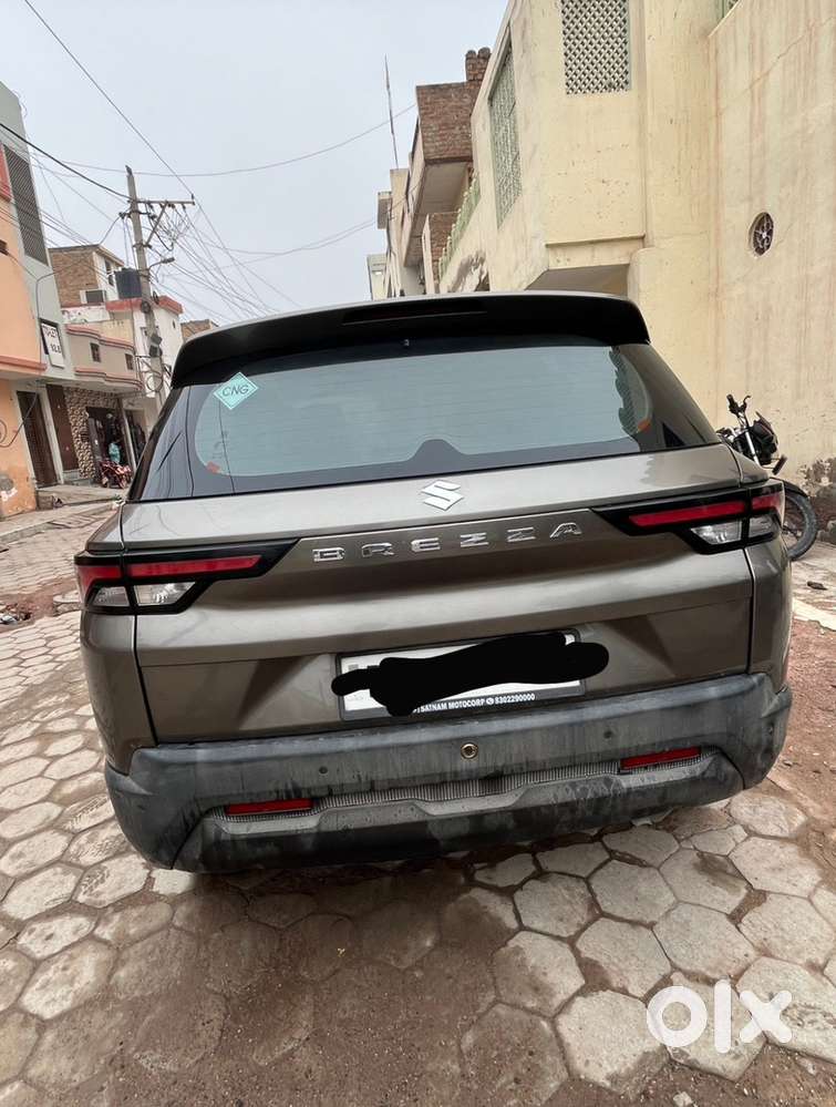 Maruti Suzuki Brezza 2023 Cng & Hybrids Well Maintained