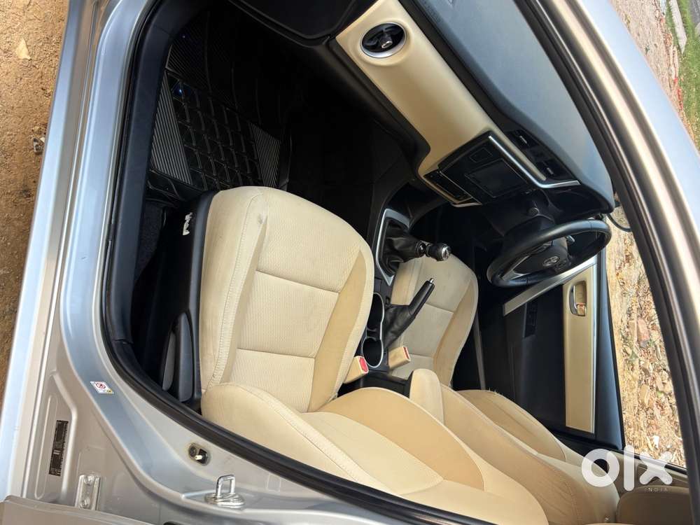 Oyota Corolla Altis G 2018  1st Owner  Petrol Manual