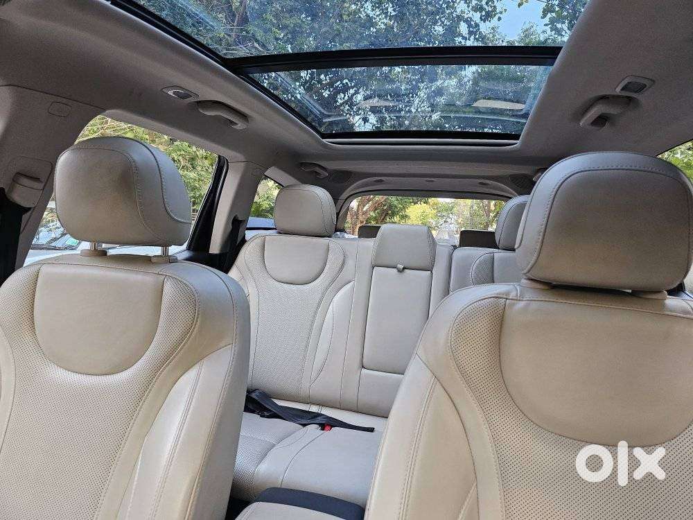 Mahindra Xuv700 2.2 Ax 7 Diesel At Luxury Pack Str, 2024, Diesel