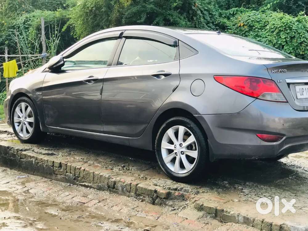 Hyundai Verna 2011