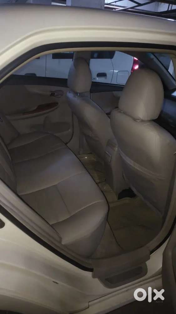 Toyota Corolla Altis 2010