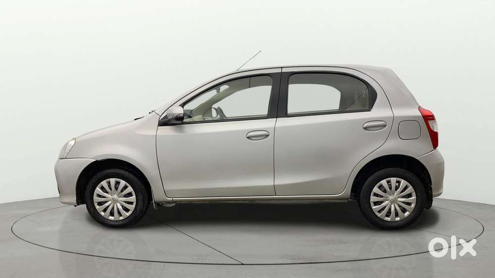 Toyota Etios Liva 1.2 V, 2017, Petrol