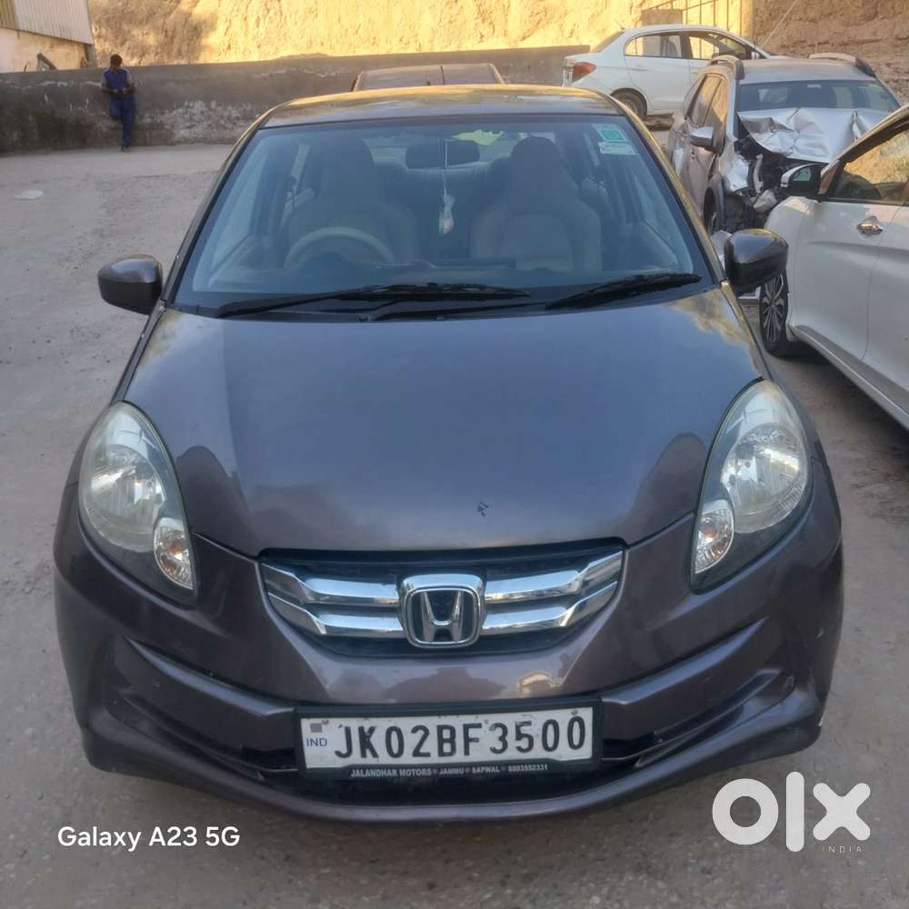 Honda Amaze 2014 Petrol Well Maintained