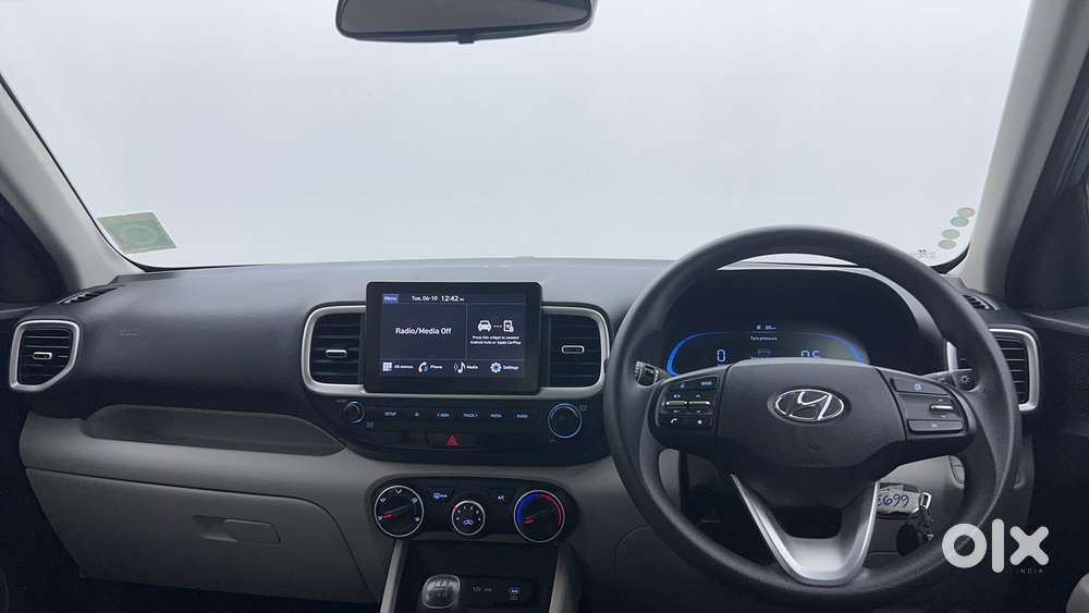 Hyundai Venue [2022-ongoing] 1.2 S, 2024, Petrol