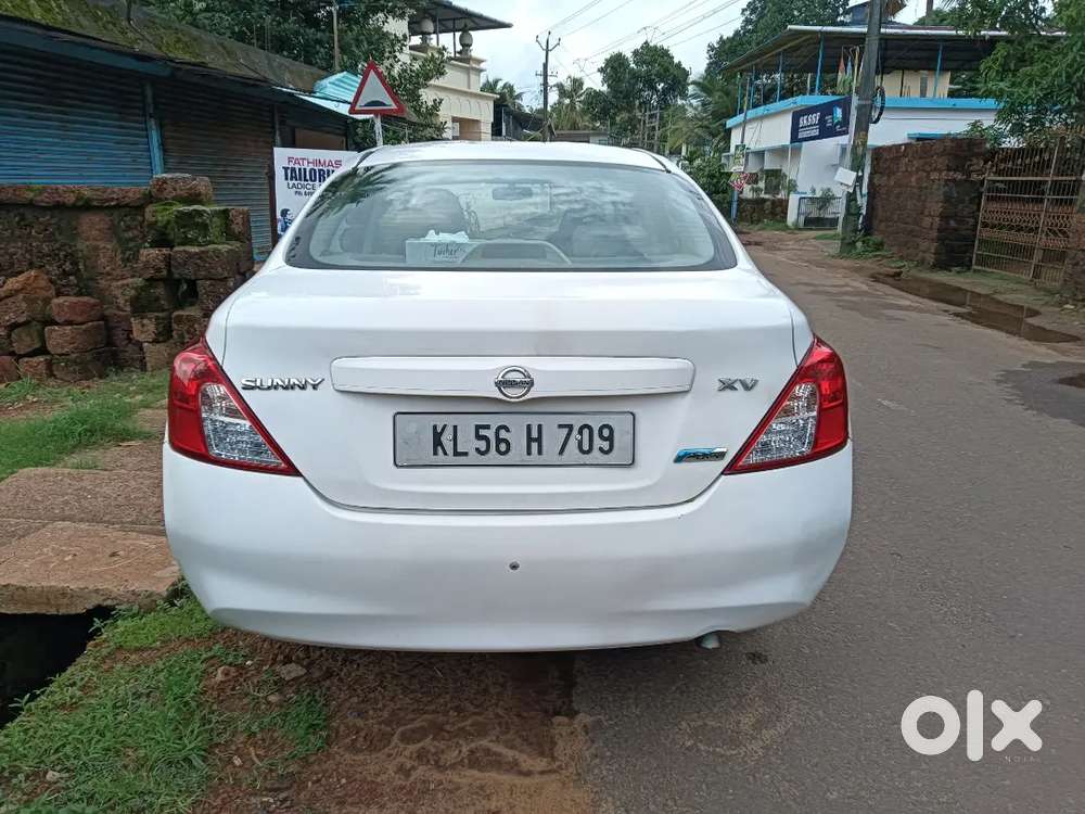 Nissan Sunny