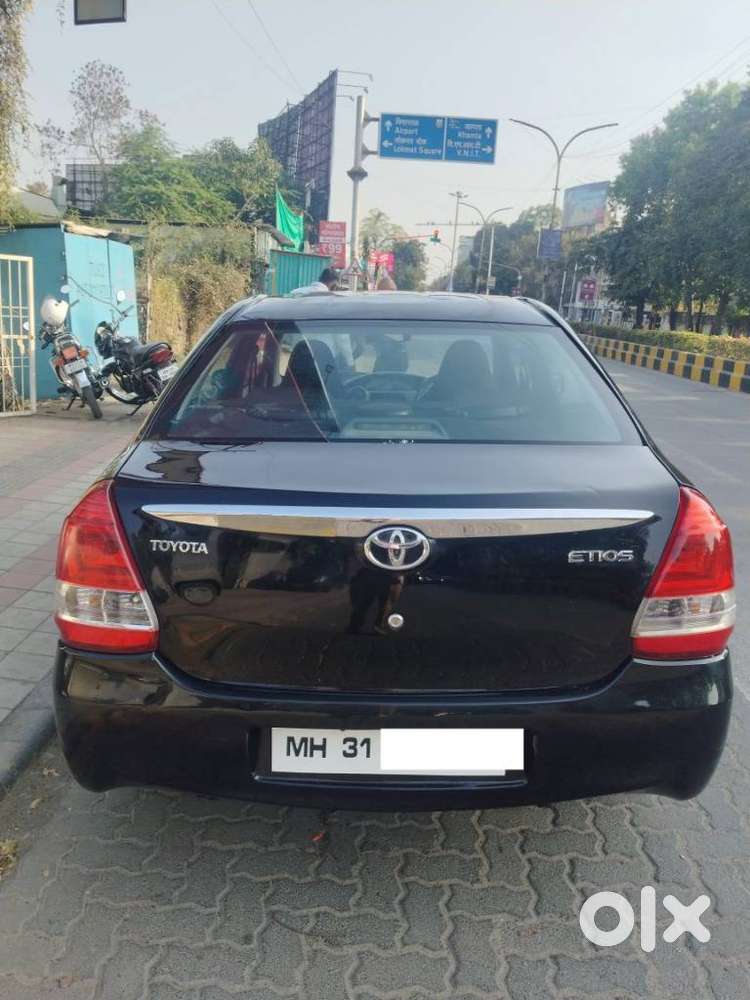 Toyota Etios 2010-2012 G, 2011, Petrol