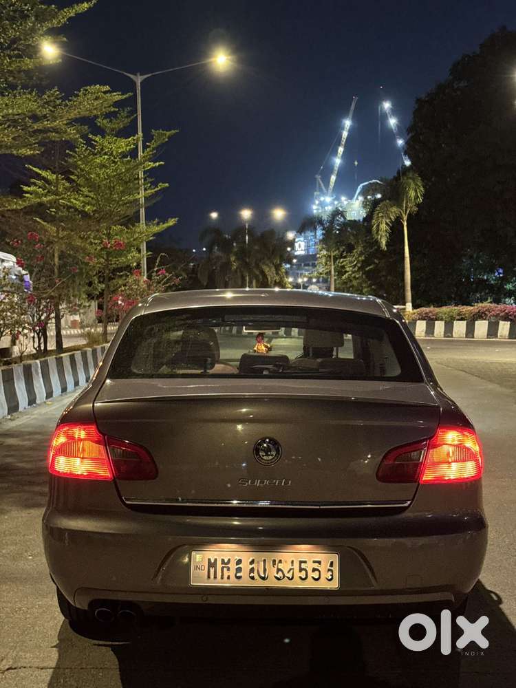 Skoda Superb 1.8 Elegance Tsi At, 2011, Petrol