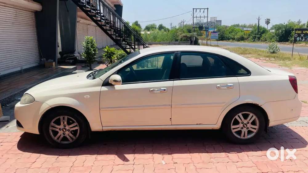With Most Fancy No.good Condition, Four Tyre With Spair Fancy Wheel.