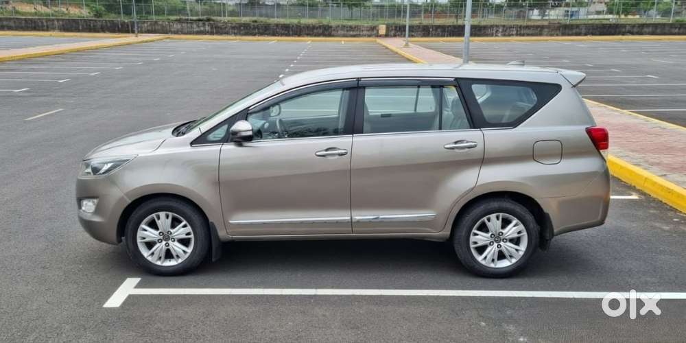 Toyota Innova Crysta 2.4 Z 7 Str, 2016, Diesel