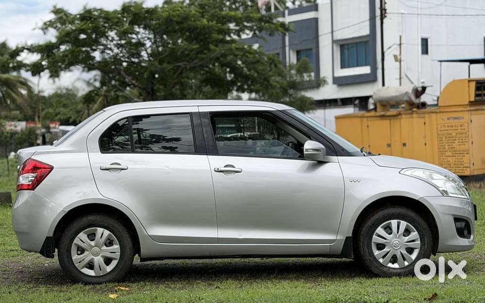 Maruti Suzuki Swift Dzire Vxi Optional, 2012, Petrol