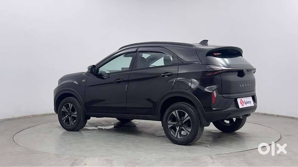 Tata Nexon Creative Plus 1.2 Petrol 6mt Dark Edition, 2024, Petrol