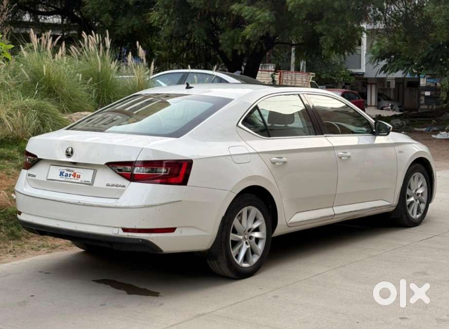 Skoda Superb 2.0 L&k Tsi At, 2019, Petrol