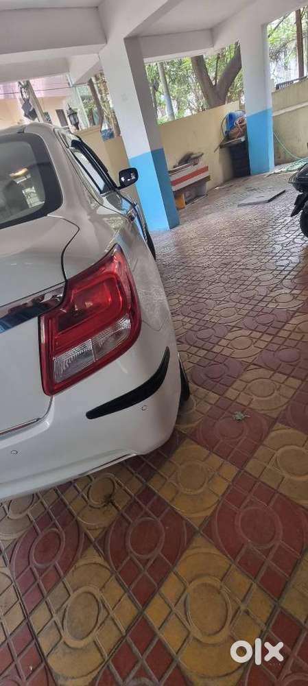 Maruti Suzuki Dzire 1.2 Vxi Cng, 2023, Cng & Hybrids