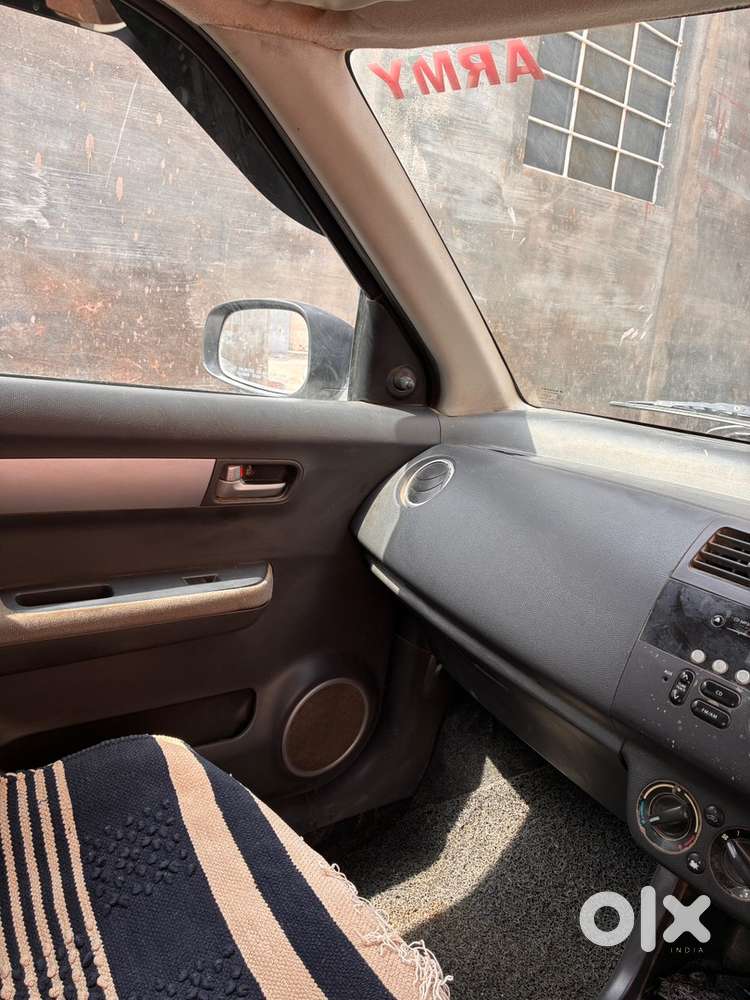 Maruti Suzuki Dzire 2009 Year
