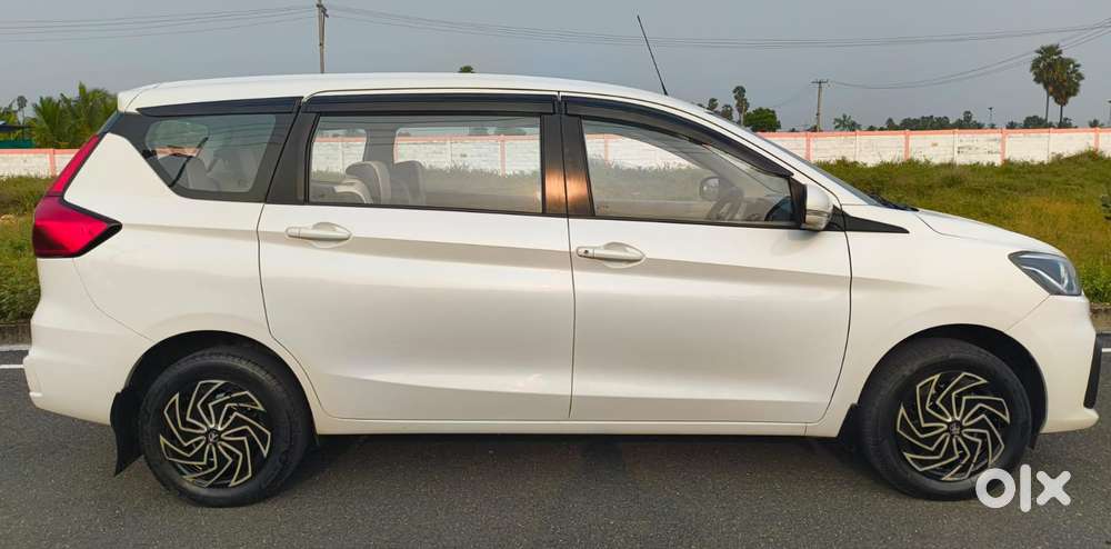 Maruti Suzuki Ertiga Vxi (o) Cng, 2025, Cng & Hybrids