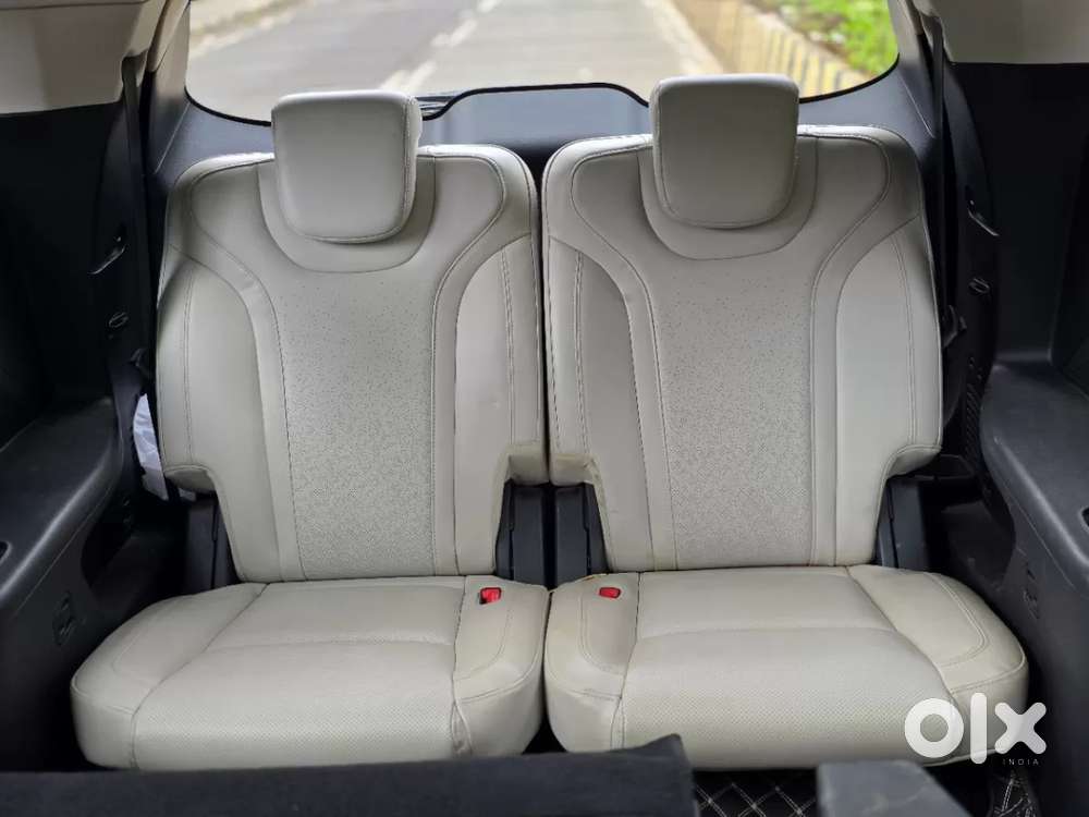 Mahindra Xuv700 2.2 Ax 7 Diesel At Luxury Pack Str, 2022, Diesel
