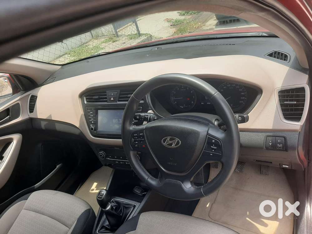 Hyundai I20 Petrol Asta Option, 2016, Petrol