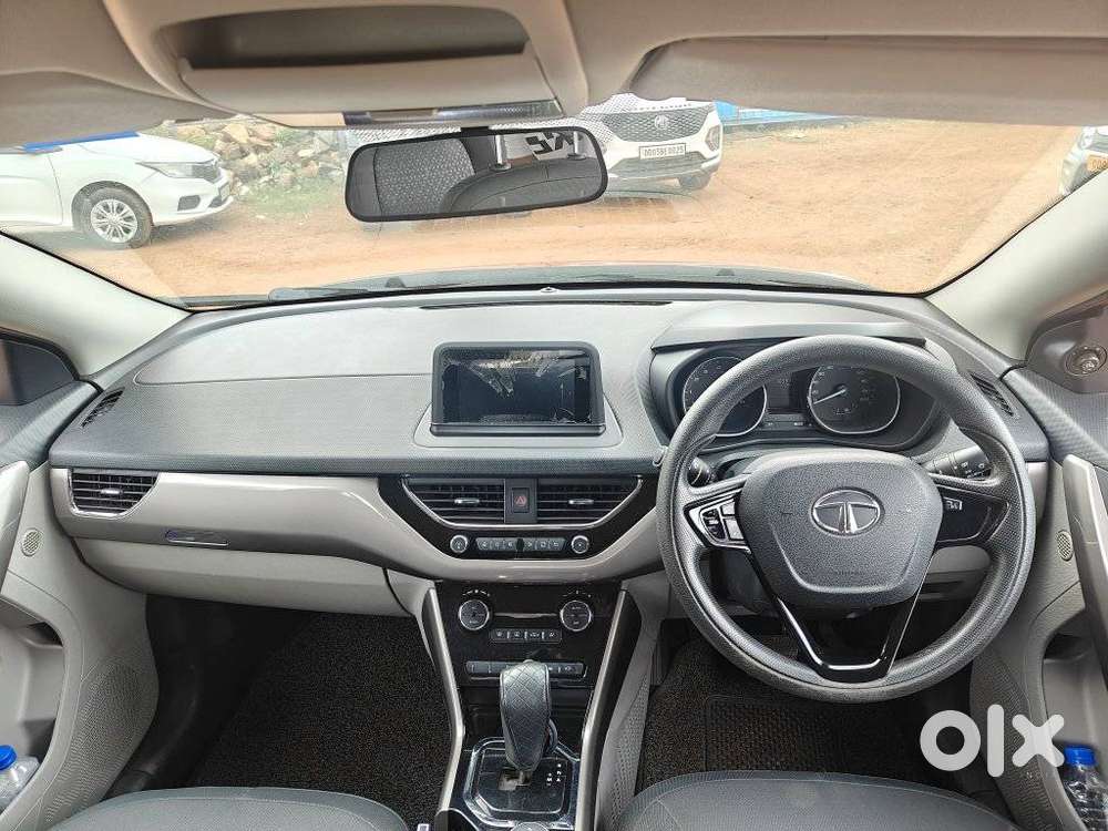 Tata Nexon Amt Xza Plus, 2018, Petrol