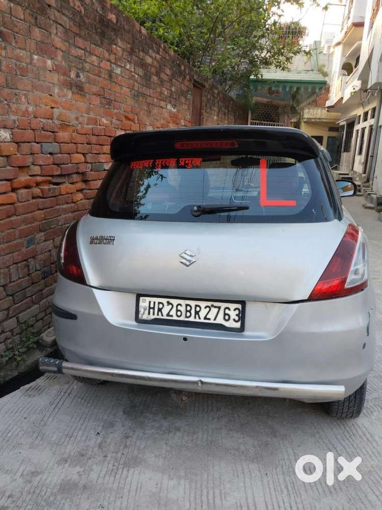 Maruti Suzuki Swift 2012 Cng + Petrol , Alloy Wheels+ Music System